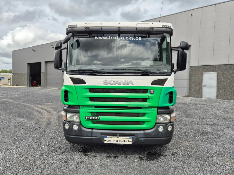 Scania P280 FUEL / CARBURANT 14000L - 5 COMP - RETARDER - Säiliöauto: kuva Scania P280 FUEL / CARBURANT 14000L - 5 COMP - RETARDER - Säiliöauto Scania P280 FUEL / CARBURANT 14000L - 5 COMP - RETARDER - Säiliöauto: kuva Scania P280 FUEL / CARBURANT 14000L - 5 COMP - RETARDER - Säiliöauto