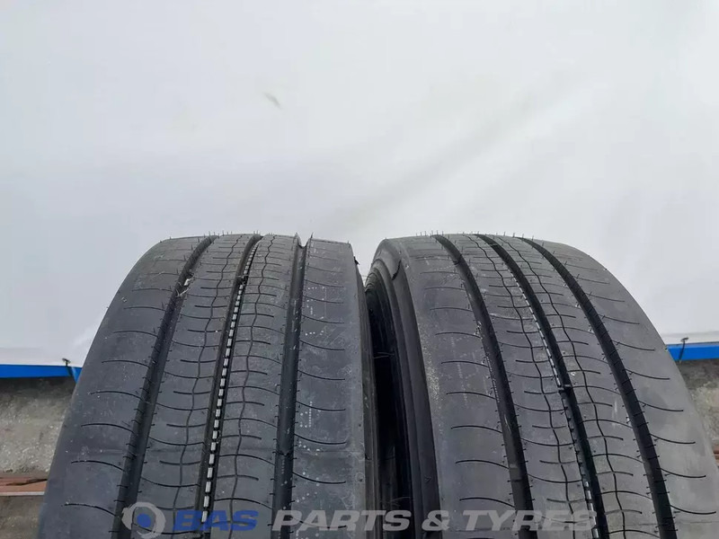 Bridgestone - Rengas - Kuorma-auto: kuva Bridgestone - Rengas - Kuorma-auto Bridgestone - Rengas - Kuorma-auto: kuva Bridgestone - Rengas - Kuorma-auto