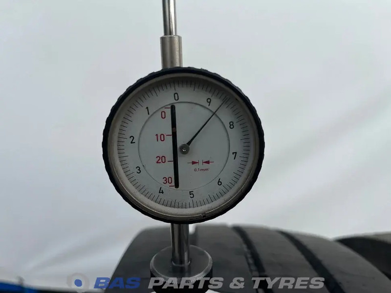 Bridgestone - Rengas - Kuorma-auto: kuva Bridgestone - Rengas - Kuorma-auto Bridgestone - Rengas - Kuorma-auto: kuva Bridgestone - Rengas - Kuorma-auto