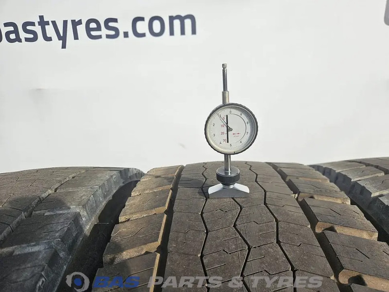 Bridgestone - Rengas - Kuorma-auto: kuva Bridgestone - Rengas - Kuorma-auto Bridgestone - Rengas - Kuorma-auto: kuva Bridgestone - Rengas - Kuorma-auto