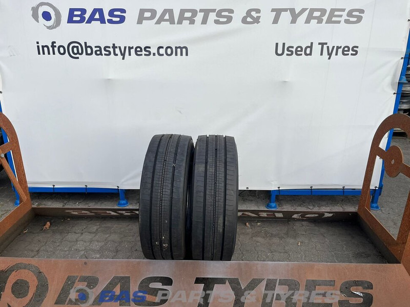 Bridgestone - Rengas - Kuorma-auto: kuva Bridgestone - Rengas - Kuorma-auto Bridgestone - Rengas - Kuorma-auto: kuva Bridgestone - Rengas - Kuorma-auto