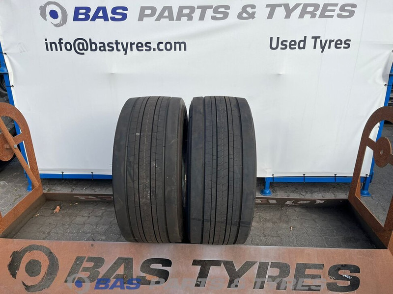 Bridgestone - Rengas - Kuorma-auto: kuva Bridgestone - Rengas - Kuorma-auto Bridgestone - Rengas - Kuorma-auto: kuva Bridgestone - Rengas - Kuorma-auto