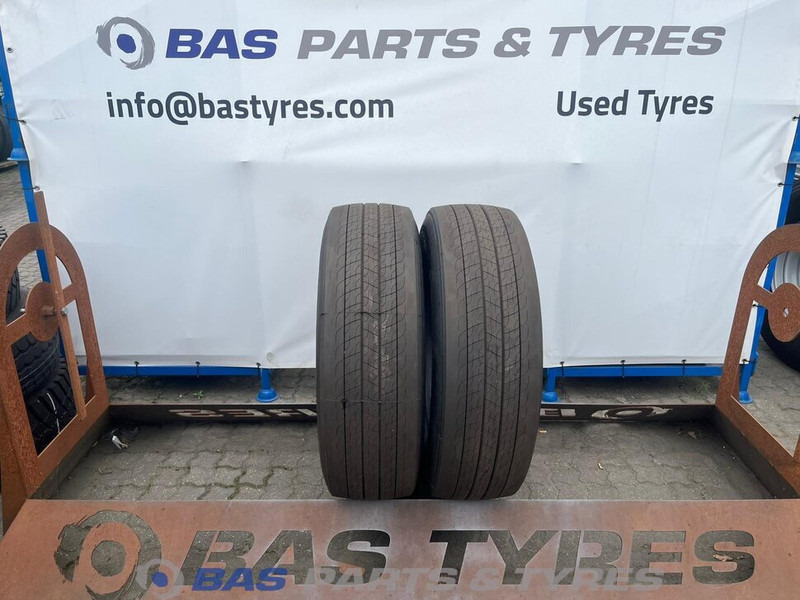 Continental Continental 315/70R22.5 EfficientPro HS5 156/150 M+S 3PMSF gebruikte set - Rengas - Kuorma-auto: kuva Continental Continental 315/70R22.5 EfficientPro HS5 156/150 M+S 3PMSF gebruikte set - Rengas - Kuorma-auto Continental Continental 315/70R22.5 EfficientPro HS5 156/150 M+S 3PMSF gebruikte set - Rengas - Kuorma-auto: kuva Continental Continental 315/70R22.5 EfficientPro HS5 156/150 M+S 3PMSF gebruikte set - Rengas - Kuorma-auto