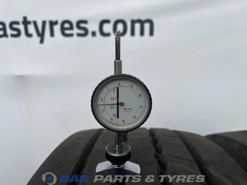 Continental Continental 315/80R22.5 Hybrid HS5 156/150 M+S 3PMSF gebruikte set - Rengas - Kuorma-auto: kuva Continental Continental 315/80R22.5 Hybrid HS5 156/150 M+S 3PMSF gebruikte set - Rengas - Kuorma-auto Continental Continental 315/80R22.5 Hybrid HS5 156/150 M+S 3PMSF gebruikte set - Rengas - Kuorma-auto: kuva Continental Continental 315/80R22.5 Hybrid HS5 156/150 M+S 3PMSF gebruikte set - Rengas - Kuorma-auto