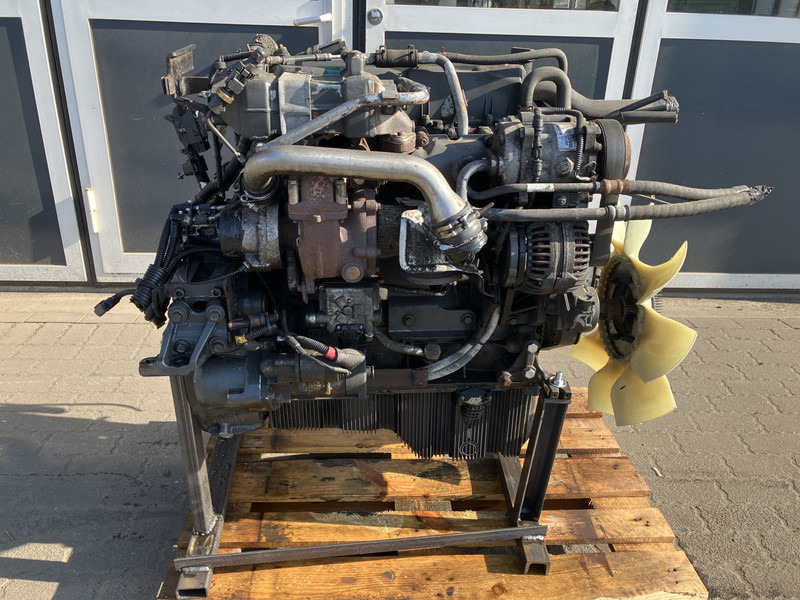 DAF LF Euro 6 - Moottori - Kuorma-auto: kuva DAF LF Euro 6 - Moottori - Kuorma-auto DAF LF Euro 6 - Moottori - Kuorma-auto: kuva DAF LF Euro 6 - Moottori - Kuorma-auto