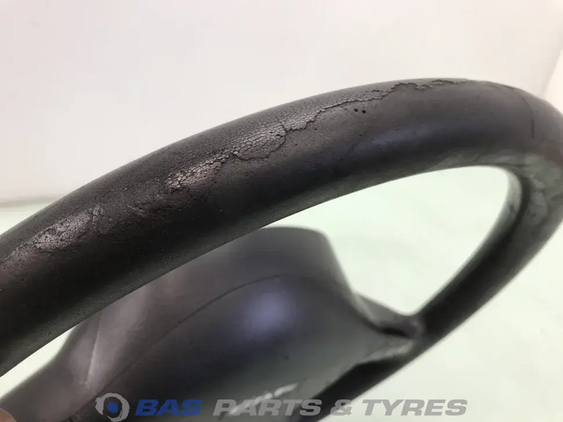 DAF Stuurwiel DAF 1697014 - Ohjauspyörä - Kuorma-auto: kuva DAF Stuurwiel DAF 1697014 - Ohjauspyörä - Kuorma-auto DAF Stuurwiel DAF 1697014 - Ohjauspyörä - Kuorma-auto: kuva DAF Stuurwiel DAF 1697014 - Ohjauspyörä - Kuorma-auto