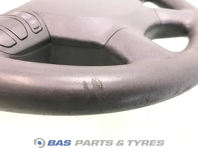 DAF Stuurwiel DAF 1697014 - Ohjauspyörä - Kuorma-auto: kuva DAF Stuurwiel DAF 1697014 - Ohjauspyörä - Kuorma-auto DAF Stuurwiel DAF 1697014 - Ohjauspyörä - Kuorma-auto: kuva DAF Stuurwiel DAF 1697014 - Ohjauspyörä - Kuorma-auto