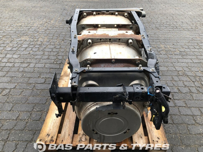 DAF Uitlaatdemper DAF 2134913 - Äänenvaimennin - Kuorma-auto: kuva DAF Uitlaatdemper DAF 2134913 - Äänenvaimennin - Kuorma-auto DAF Uitlaatdemper DAF 2134913 - Äänenvaimennin - Kuorma-auto: kuva DAF Uitlaatdemper DAF 2134913 - Äänenvaimennin - Kuorma-auto