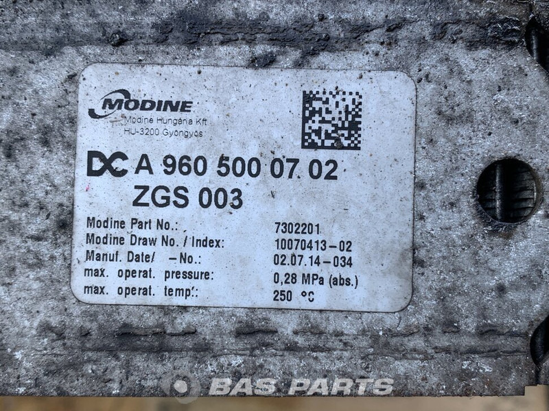 Mercedes-Benz Antos MP4 Intercooler Mercedes A 960 500 07 02 - Interkuleri - Kuorma-auto: kuva Mercedes-Benz Antos MP4 Intercooler Mercedes A 960 500 07 02 - Interkuleri - Kuorma-auto Mercedes-Benz Antos MP4 Intercooler Mercedes A 960 500 07 02 - Interkuleri - Kuorma-auto: kuva Mercedes-Benz Antos MP4 Intercooler Mercedes A 960 500 07 02 - Interkuleri - Kuorma-auto