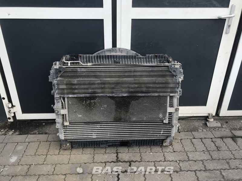 Mercedes-Benz Antos MP4 Koelerpakket Mercedes OM936LA 240 A 960 500 29 01 - Jäähdytin - Kuorma-auto: kuva Mercedes-Benz Antos MP4 Koelerpakket Mercedes OM936LA 240 A 960 500 29 01 - Jäähdytin - Kuorma-auto Mercedes-Benz Antos MP4 Koelerpakket Mercedes OM936LA 240 A 960 500 29 01 - Jäähdytin - Kuorma-auto: kuva Mercedes-Benz Antos MP4 Koelerpakket Mercedes OM936LA 240 A 960 500 29 01 - Jäähdytin - Kuorma-auto