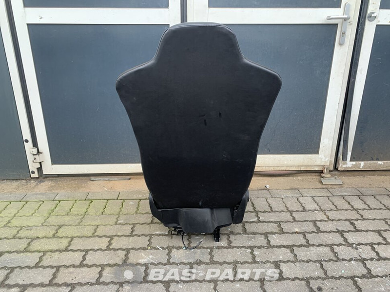 Renault D-Serie - Istuin - Kuorma-auto: kuva Renault D-Serie - Istuin - Kuorma-auto Renault D-Serie - Istuin - Kuorma-auto: kuva Renault D-Serie - Istuin - Kuorma-auto