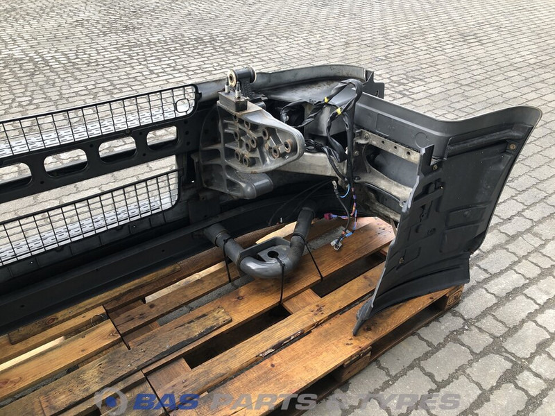 Renault D-Serie Bumper Renault 7421554759 - Puskuri - Kuorma-auto: kuva Renault D-Serie Bumper Renault 7421554759 - Puskuri - Kuorma-auto Renault D-Serie Bumper Renault 7421554759 - Puskuri - Kuorma-auto: kuva Renault D-Serie Bumper Renault 7421554759 - Puskuri - Kuorma-auto