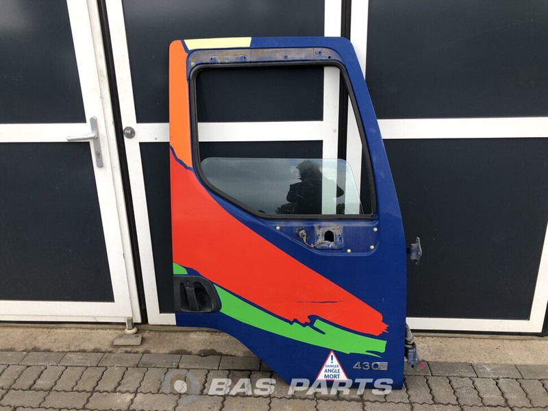 Renault Premium Euro 4-5 - Ovi ja osat - Kuorma-auto: kuva Renault Premium Euro 4-5 - Ovi ja osat - Kuorma-auto Renault Premium Euro 4-5 - Ovi ja osat - Kuorma-auto: kuva Renault Premium Euro 4-5 - Ovi ja osat - Kuorma-auto