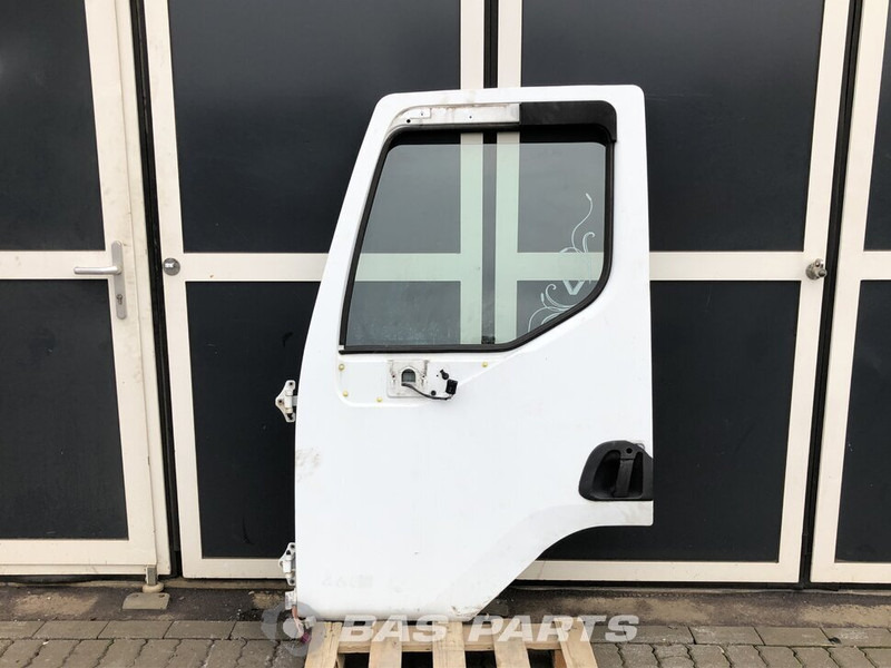 Renault Premium Euro 4-5 - Ovi ja osat - Kuorma-auto: kuva Renault Premium Euro 4-5 - Ovi ja osat - Kuorma-auto Renault Premium Euro 4-5 - Ovi ja osat - Kuorma-auto: kuva Renault Premium Euro 4-5 - Ovi ja osat - Kuorma-auto