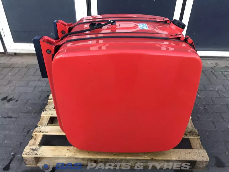Scania  - Polttoainetankki - Kuorma-auto: kuva Scania  - Polttoainetankki - Kuorma-auto Scania  - Polttoainetankki - Kuorma-auto: kuva Scania  - Polttoainetankki - Kuorma-auto