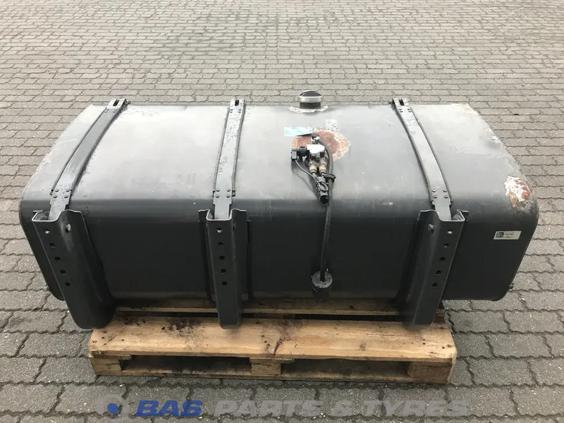 Scania Brandstoftank Scania 450 Liter 1424272 - Polttoainetankki - Kuorma-auto: kuva Scania Brandstoftank Scania 450 Liter 1424272 - Polttoainetankki - Kuorma-auto Scania Brandstoftank Scania 450 Liter 1424272 - Polttoainetankki - Kuorma-auto: kuva Scania Brandstoftank Scania 450 Liter 1424272 - Polttoainetankki - Kuorma-auto