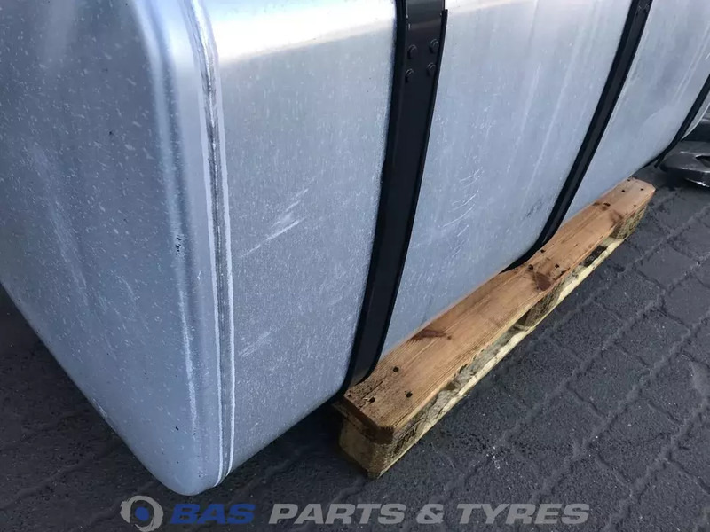 Polttoainetankki - Kuorma-auto Scania Brandstoftank Scania 700 Liter 1790948: kuva Polttoainetankki - Kuorma-auto Scania Brandstoftank Scania 700 Liter 1790948
