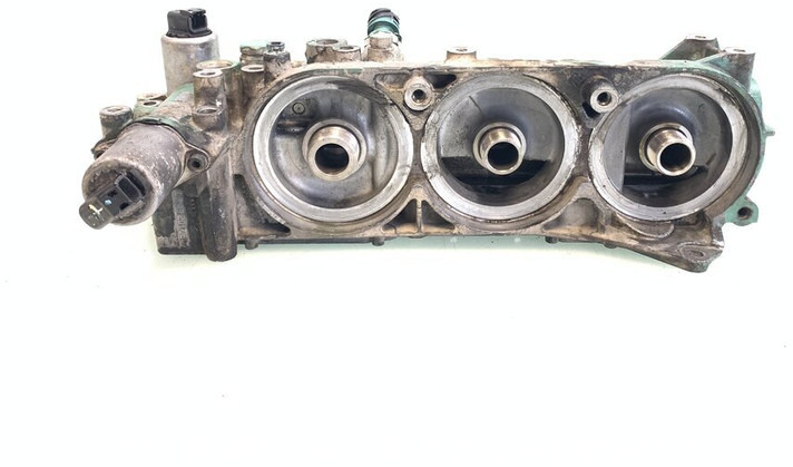 Volvo - Öljysuodatin - Kuorma-auto: kuva Volvo - Öljysuodatin - Kuorma-auto Volvo - Öljysuodatin - Kuorma-auto: kuva Volvo - Öljysuodatin - Kuorma-auto