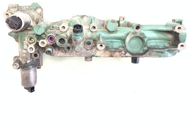 Volvo - Öljysuodatin - Kuorma-auto: kuva Volvo - Öljysuodatin - Kuorma-auto Volvo - Öljysuodatin - Kuorma-auto: kuva Volvo - Öljysuodatin - Kuorma-auto