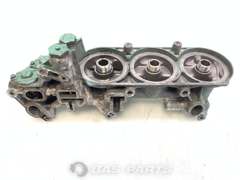 Volvo - Öljysuodatin - Kuorma-auto: kuva Volvo - Öljysuodatin - Kuorma-auto Volvo - Öljysuodatin - Kuorma-auto: kuva Volvo - Öljysuodatin - Kuorma-auto