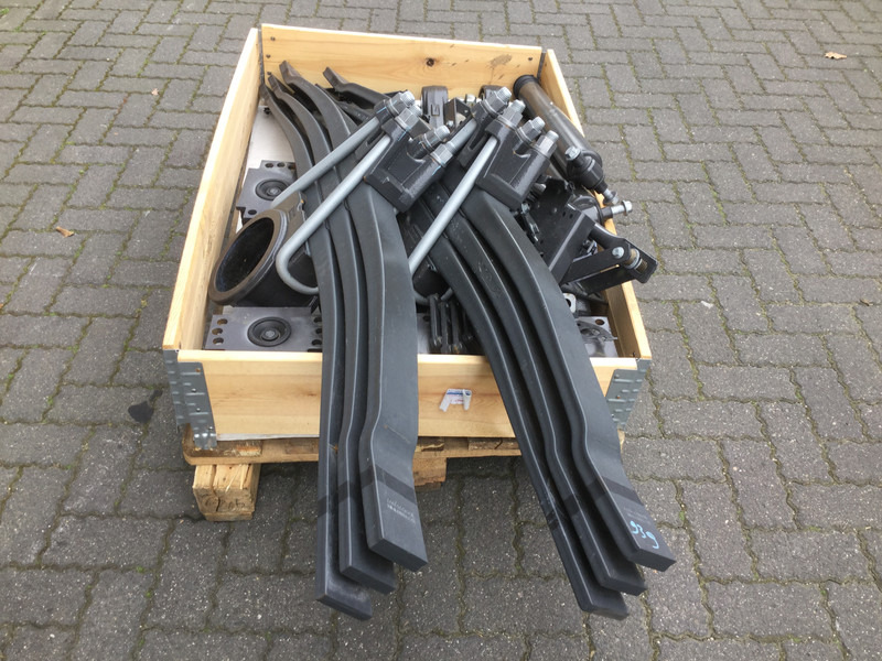 Volvo FH4 Veerpakket Volvo 257937 - Ripustin - Kuorma-auto: kuva Volvo FH4 Veerpakket Volvo 257937 - Ripustin - Kuorma-auto Volvo FH4 Veerpakket Volvo 257937 - Ripustin - Kuorma-auto: kuva Volvo FH4 Veerpakket Volvo 257937 - Ripustin - Kuorma-auto