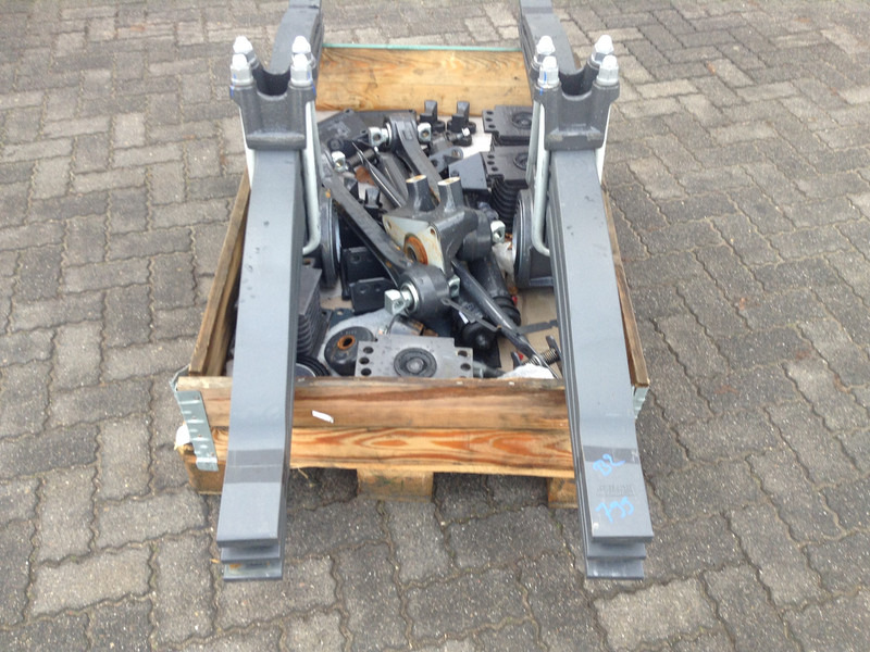 Volvo FH4 Veerpakket Volvo 257937 - Ripustin - Kuorma-auto: kuva Volvo FH4 Veerpakket Volvo 257937 - Ripustin - Kuorma-auto Volvo FH4 Veerpakket Volvo 257937 - Ripustin - Kuorma-auto: kuva Volvo FH4 Veerpakket Volvo 257937 - Ripustin - Kuorma-auto