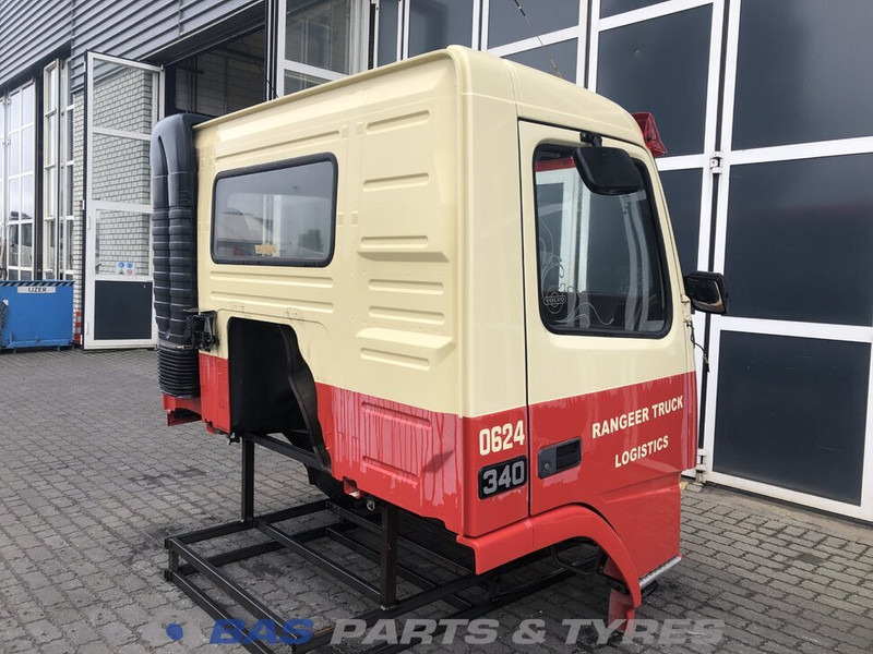 Volvo FM1 Volvo Day Cab L1EH1 3092053 - Ohjaamo ja sisustus - Kuorma-auto: kuva Volvo FM1 Volvo Day Cab L1EH1 3092053 - Ohjaamo ja sisustus - Kuorma-auto Volvo FM1 Volvo Day Cab L1EH1 3092053 - Ohjaamo ja sisustus - Kuorma-auto: kuva Volvo FM1 Volvo Day Cab L1EH1 3092053 - Ohjaamo ja sisustus - Kuorma-auto