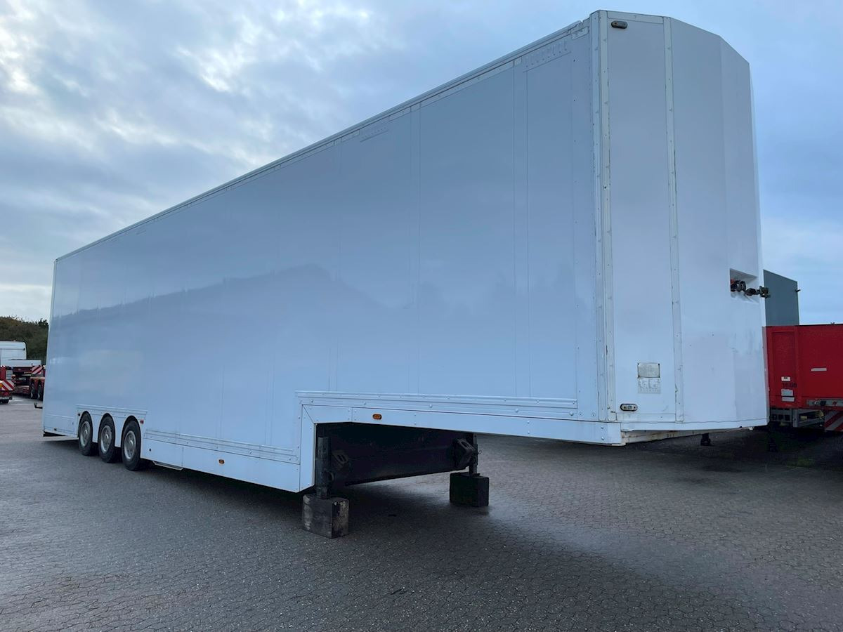 Kässbohrer SP 9-16 CVT - Kuljetin puoliperävaunu: kuva Kässbohrer SP 9-16 CVT - Kuljetin puoliperävaunu Kässbohrer SP 9-16 CVT - Kuljetin puoliperävaunu: kuva Kässbohrer SP 9-16 CVT - Kuljetin puoliperävaunu