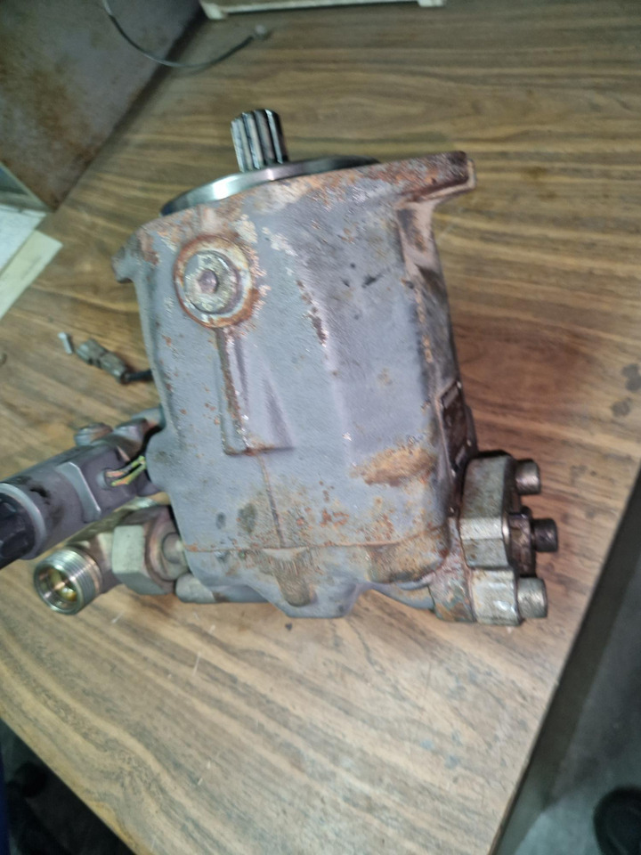 BOMBA DE VENTILADOR LIEBHERR R934B - Hydraulipumppu - Rakennuskoneet: kuva BOMBA DE VENTILADOR LIEBHERR R934B - Hydraulipumppu - Rakennuskoneet BOMBA DE VENTILADOR LIEBHERR R934B - Hydraulipumppu - Rakennuskoneet: kuva BOMBA DE VENTILADOR LIEBHERR R934B - Hydraulipumppu - Rakennuskoneet