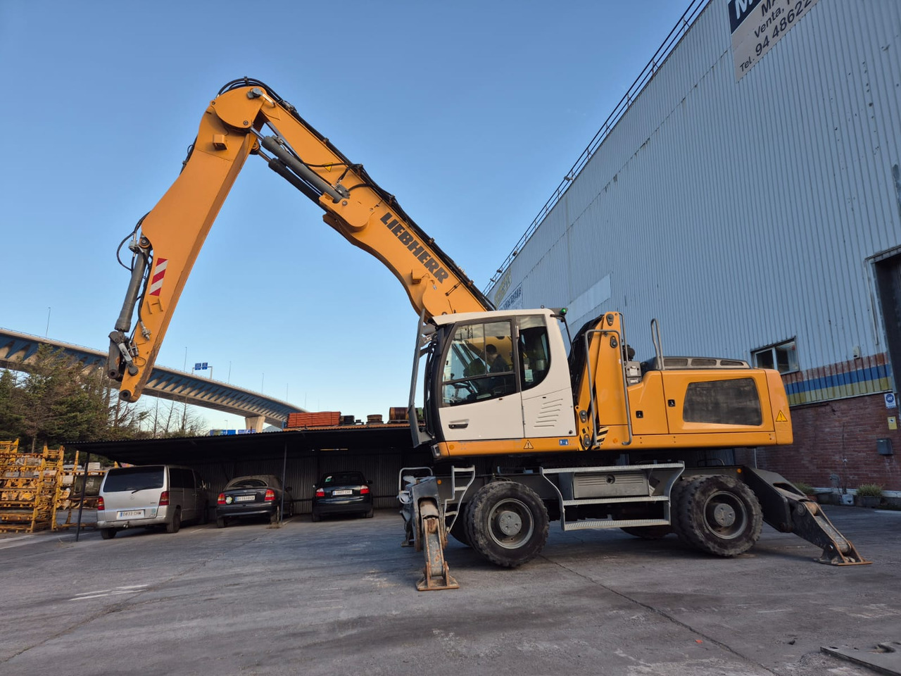 LIEBHERR LH30M - Materiaalinkäsittelykone: kuva LIEBHERR LH30M - Materiaalinkäsittelykone LIEBHERR LH30M - Materiaalinkäsittelykone: kuva LIEBHERR LH30M - Materiaalinkäsittelykone