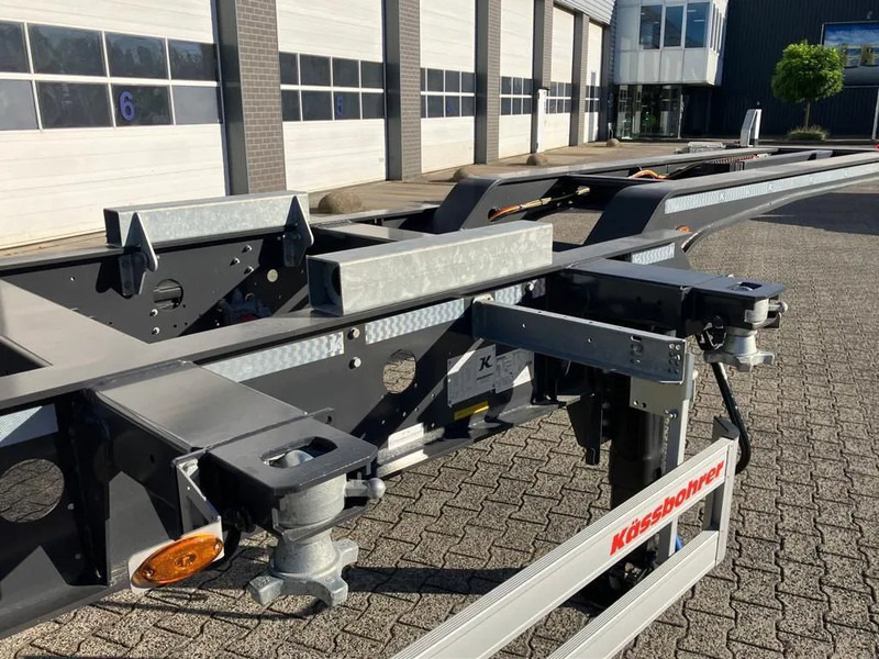 Kässbohrer SHG AVH / 45 - 12 / 27 Voor- en achterzijde uitschuifbaar -> 20"/40"/45" - Konttialus/ Vaihtokuormatilat puoliperävaunu: kuva Kässbohrer SHG AVH / 45 - 12 / 27 Voor- en achterzijde uitschuifbaar -> 20"/40"/45" - Konttialus/ Vaihtokuormatilat puoliperävaunu Kässbohrer SHG AVH / 45 - 12 / 27 Voor- en achterzijde uitschuifbaar -> 20"/40"/45" - Konttialus/ Vaihtokuormatilat puoliperävaunu: kuva Kässbohrer SHG AVH / 45 - 12 / 27 Voor- en achterzijde uitschuifbaar -> 20"/40"/45" - Konttialus/ Vaihtokuormatilat puoliperävaunu