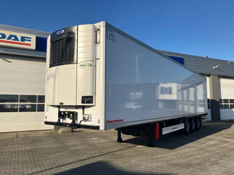 Kässbohrer SRI F 3 / 10 - 12 / 27 Koeler met Carrier koelmotor - Refrigeraattori puoliperävaunu: kuva Kässbohrer SRI F 3 / 10 - 12 / 27 Koeler met Carrier koelmotor - Refrigeraattori puoliperävaunu Kässbohrer SRI F 3 / 10 - 12 / 27 Koeler met Carrier koelmotor - Refrigeraattori puoliperävaunu: kuva Kässbohrer SRI F 3 / 10 - 12 / 27 Koeler met Carrier koelmotor - Refrigeraattori puoliperävaunu