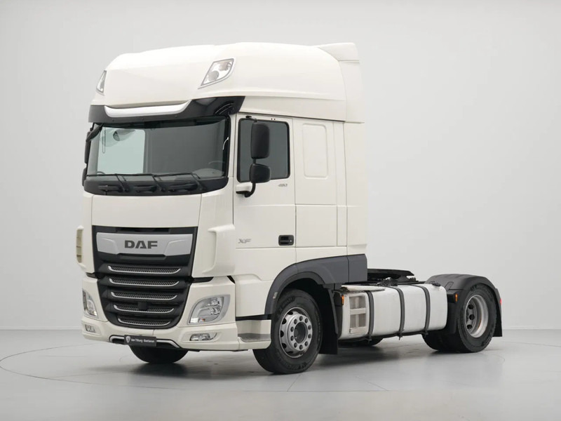 DAF XF 480 FT Super Space Cab, 2x Tanks, PTO Prep - Vetopöytäauto: kuva DAF XF 480 FT Super Space Cab, 2x Tanks, PTO Prep - Vetopöytäauto DAF XF 480 FT Super Space Cab, 2x Tanks, PTO Prep - Vetopöytäauto: kuva DAF XF 480 FT Super Space Cab, 2x Tanks, PTO Prep - Vetopöytäauto