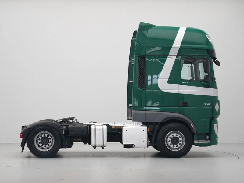 DAF XF 480 FT Super Space Cab, With Hydraulics - Vetopöytäauto: kuva DAF XF 480 FT Super Space Cab, With Hydraulics - Vetopöytäauto DAF XF 480 FT Super Space Cab, With Hydraulics - Vetopöytäauto: kuva DAF XF 480 FT Super Space Cab, With Hydraulics - Vetopöytäauto