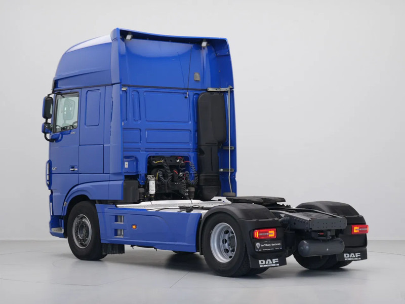 DAF XF 530 FT, Manual Gearbox, Retarder, StandAirco - Vetopöytäauto: kuva DAF XF 530 FT, Manual Gearbox, Retarder, StandAirco - Vetopöytäauto DAF XF 530 FT, Manual Gearbox, Retarder, StandAirco - Vetopöytäauto: kuva DAF XF 530 FT, Manual Gearbox, Retarder, StandAirco - Vetopöytäauto