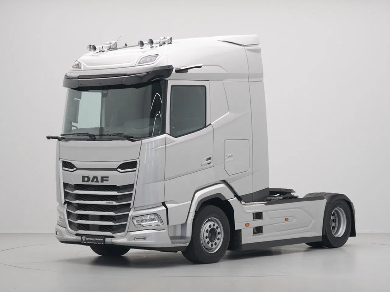 DAF XG 480 FT DVS LEATHER PTO-PREP B3-ALARM SILVER METALLIC (J5320MESI) VECTO 2 - Vetopöytäauto: kuva DAF XG 480 FT DVS LEATHER PTO-PREP B3-ALARM SILVER METALLIC (J5320MESI) VECTO 2 - Vetopöytäauto DAF XG 480 FT DVS LEATHER PTO-PREP B3-ALARM SILVER METALLIC (J5320MESI) VECTO 2 - Vetopöytäauto: kuva DAF XG 480 FT DVS LEATHER PTO-PREP B3-ALARM SILVER METALLIC (J5320MESI) VECTO 2 - Vetopöytäauto