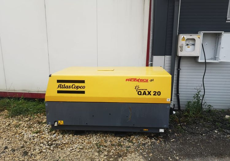 Agregat prądotwórczy Atlas Copco QAX 20 2005 Agregat (Genrtator) prądotwórczy Atlas Copco - Sähkögeneraattori: kuva Agregat prądotwórczy Atlas Copco QAX 20 2005 Agregat (Genrtator) prądotwórczy Atlas Copco - Sähkögeneraattori Agregat prądotwórczy Atlas Copco QAX 20 2005 Agregat (Genrtator) prądotwórczy Atlas Copco - Sähkögeneraattori: kuva Agregat prądotwórczy Atlas Copco QAX 20 2005 Agregat (Genrtator) prądotwórczy Atlas Copco - Sähkögeneraattori