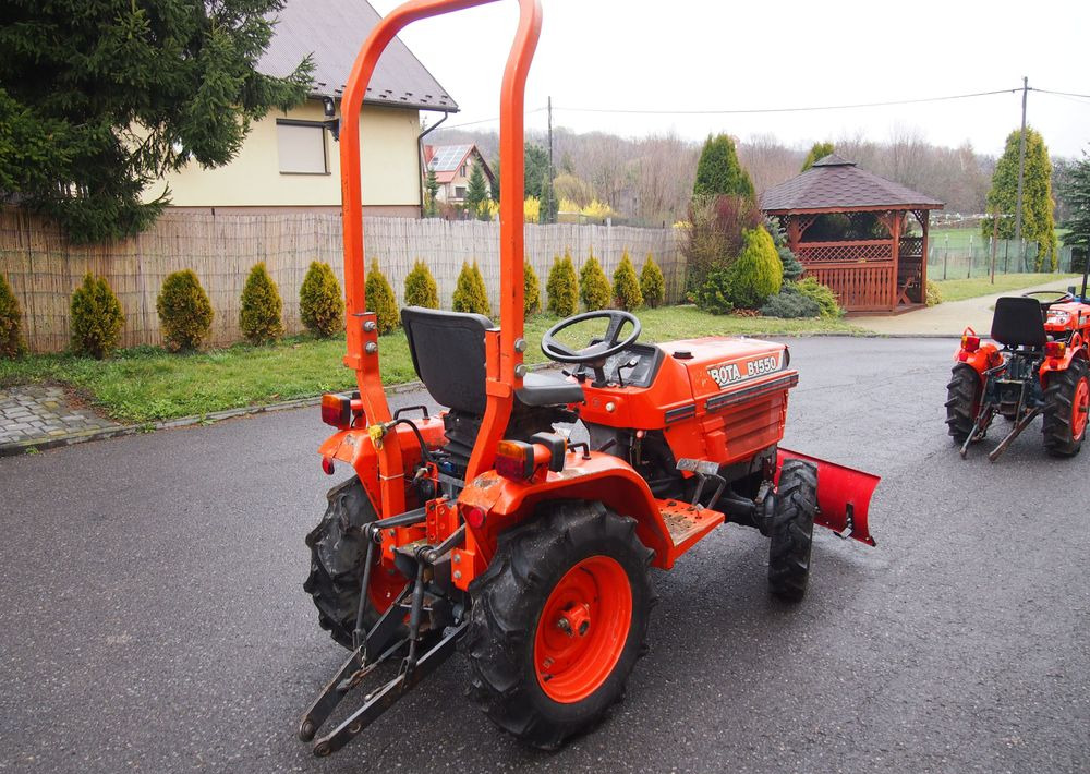 Leasing  Ciągnik Kubota B1550 1994 traktorek KUBOTA 4x4 19KM Ciągnik Kubota B1550 1994 traktorek KUBOTA 4x4 19KM: kuva Leasing  Ciągnik Kubota B1550 1994 traktorek KUBOTA 4x4 19KM Ciągnik Kubota B1550 1994 traktorek KUBOTA 4x4 19KM