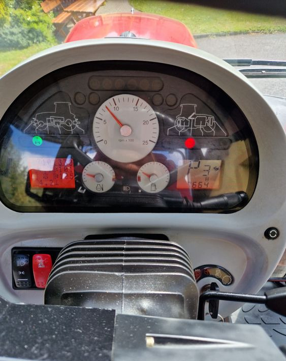 Ciągnik Massey Ferguson MF 7480 TV 2008 Massey Ferguson 7480 Dyna-TV - Traktori: kuva Ciągnik Massey Ferguson MF 7480 TV 2008 Massey Ferguson 7480 Dyna-TV - Traktori Ciągnik Massey Ferguson MF 7480 TV 2008 Massey Ferguson 7480 Dyna-TV - Traktori: kuva Ciągnik Massey Ferguson MF 7480 TV 2008 Massey Ferguson 7480 Dyna-TV - Traktori