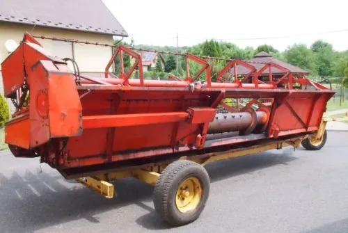 Heder do kombajnu Deutz-Fahr 1600,1610,1620,1630, 2680,2780, 2385,2685,2780, - Leikkuupöytä: kuva Heder do kombajnu Deutz-Fahr 1600,1610,1620,1630, 2680,2780, 2385,2685,2780, - Leikkuupöytä Heder do kombajnu Deutz-Fahr 1600,1610,1620,1630, 2680,2780, 2385,2685,2780, - Leikkuupöytä: kuva Heder do kombajnu Deutz-Fahr 1600,1610,1620,1630, 2680,2780, 2385,2685,2780, - Leikkuupöytä
