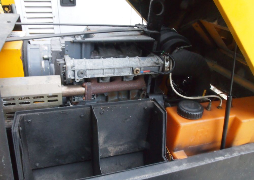 Kompresor Ingersoll Rand IR P130WD 2000 Kompresor Ingersoll Rand P130WD 30 kW - Ilmakompressori: kuva Kompresor Ingersoll Rand IR P130WD 2000 Kompresor Ingersoll Rand P130WD 30 kW - Ilmakompressori Kompresor Ingersoll Rand IR P130WD 2000 Kompresor Ingersoll Rand P130WD 30 kW - Ilmakompressori: kuva Kompresor Ingersoll Rand IR P130WD 2000 Kompresor Ingersoll Rand P130WD 30 kW - Ilmakompressori