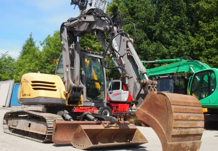 Koparka gąsienicowa Mecalac MC 714 2009 Koparka Mecalac - Telakaivukone: kuva  Koparka gąsienicowa Mecalac MC 714 2009 Koparka Mecalac - Telakaivukone Koparka gąsienicowa Mecalac MC 714 2009 Koparka Mecalac - Telakaivukone: kuva  Koparka gąsienicowa Mecalac MC 714 2009 Koparka Mecalac - Telakaivukone