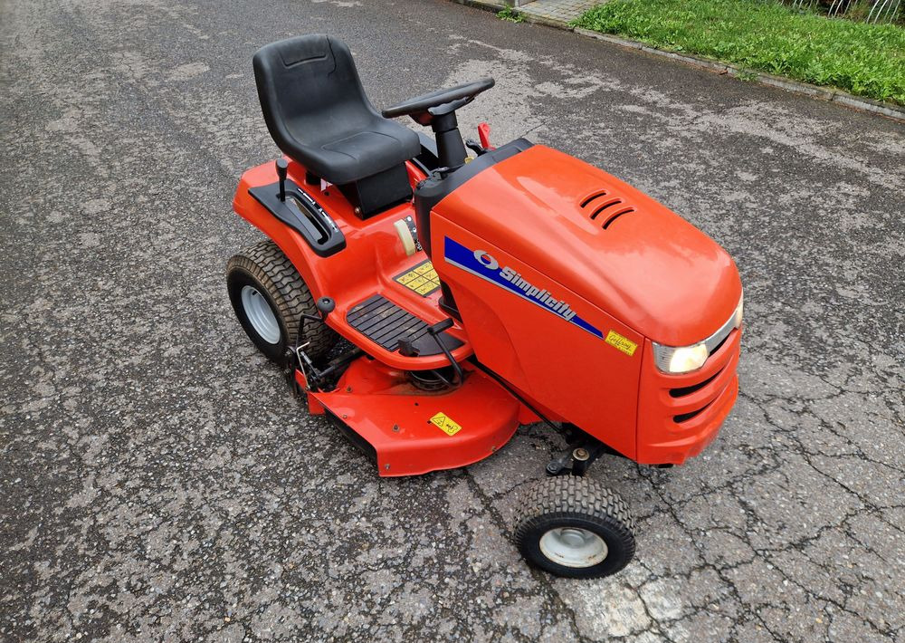 Kosiarka traktorek Simplicity Regent 18,5 Kosiarka Simplicity - Ruohonleikkuri: kuva Kosiarka traktorek Simplicity Regent 18,5 Kosiarka Simplicity - Ruohonleikkuri Kosiarka traktorek Simplicity Regent 18,5 Kosiarka Simplicity - Ruohonleikkuri: kuva Kosiarka traktorek Simplicity Regent 18,5 Kosiarka Simplicity - Ruohonleikkuri