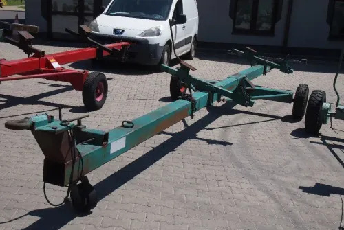 Kuljetusvaunu - leikkuupöytä Wózek do kombajnu pod heder do zboża: kuva Kuljetusvaunu - leikkuupöytä Wózek do kombajnu pod heder do zboża Kuljetusvaunu - leikkuupöytä Wózek do kombajnu pod heder do zboża: kuva Kuljetusvaunu - leikkuupöytä Wózek do kombajnu pod heder do zboża