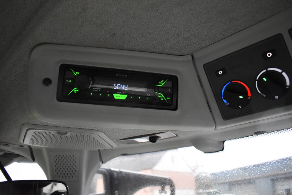 Traktori Claas AXION 850: kuva Traktori Claas AXION 850