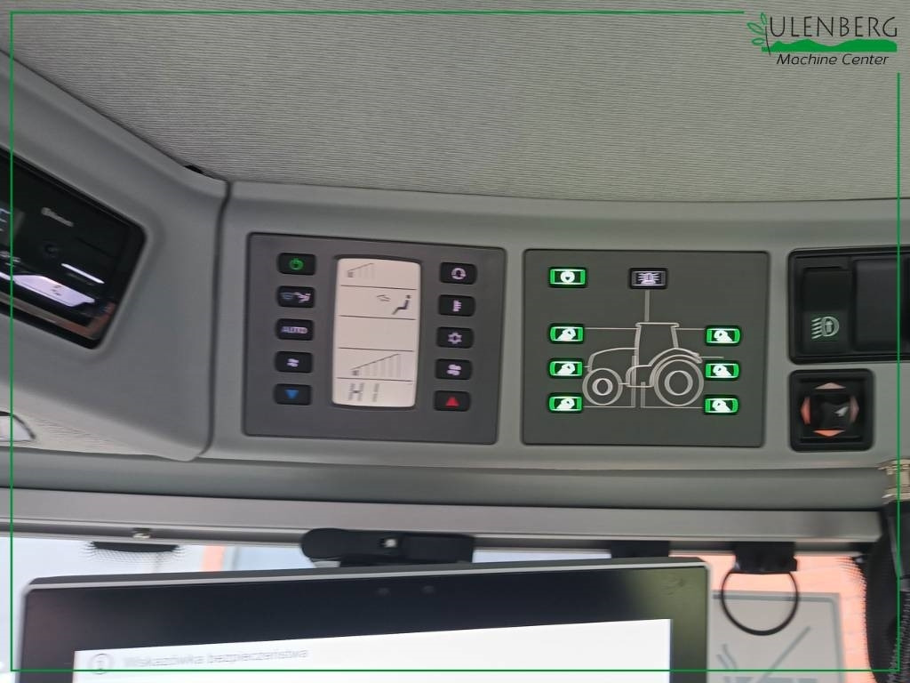 Leasing Claas Axion 830 Cmatic  Claas Axion 830 Cmatic: kuva Leasing Claas Axion 830 Cmatic  Claas Axion 830 Cmatic