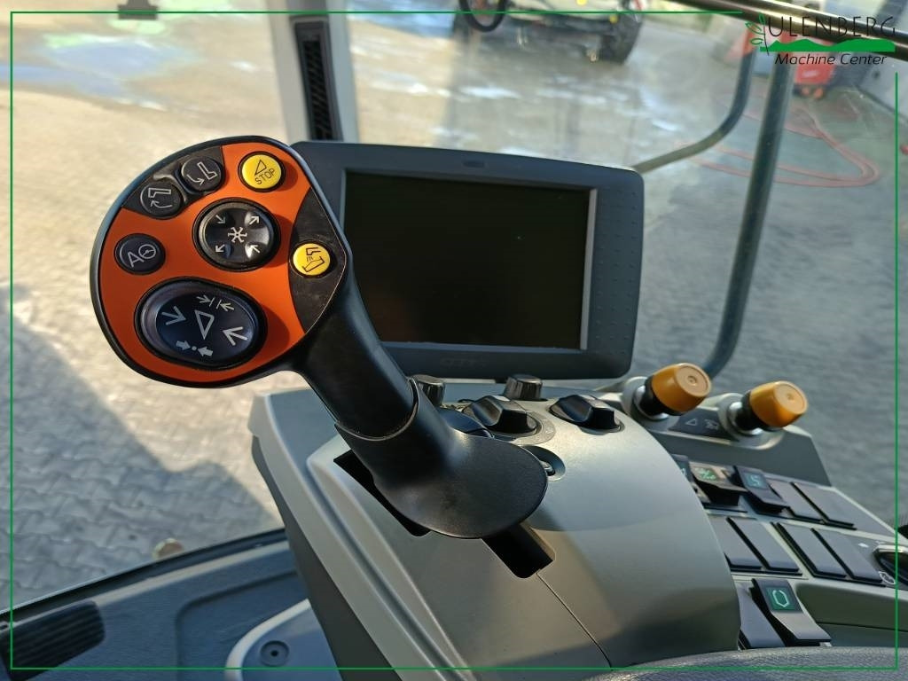 Leikkuupuimuri Claas LEXION 760TT + heder Vario 1200: kuva Leikkuupuimuri Claas LEXION 760TT + heder Vario 1200