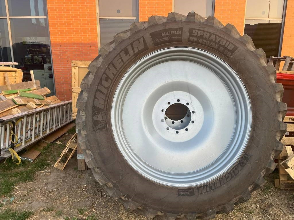 Michelin FELGA Z OPONĄ VF 420/95R50 CFO 179D/175E SPRAYBIB - Rengas - Maatalouskoneet: kuva Michelin FELGA Z OPONĄ VF 420/95R50 CFO 179D/175E SPRAYBIB - Rengas - Maatalouskoneet Michelin FELGA Z OPONĄ VF 420/95R50 CFO 179D/175E SPRAYBIB - Rengas - Maatalouskoneet: kuva Michelin FELGA Z OPONĄ VF 420/95R50 CFO 179D/175E SPRAYBIB - Rengas - Maatalouskoneet