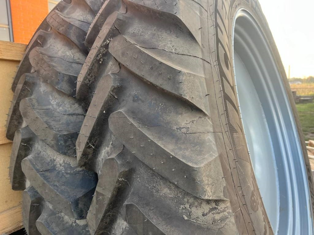 Michelin FELGA Z OPONĄ VF 420/95R50 CFO 179D/175E SPRAYBIB - Rengas - Maatalouskoneet: kuva Michelin FELGA Z OPONĄ VF 420/95R50 CFO 179D/175E SPRAYBIB - Rengas - Maatalouskoneet Michelin FELGA Z OPONĄ VF 420/95R50 CFO 179D/175E SPRAYBIB - Rengas - Maatalouskoneet: kuva Michelin FELGA Z OPONĄ VF 420/95R50 CFO 179D/175E SPRAYBIB - Rengas - Maatalouskoneet