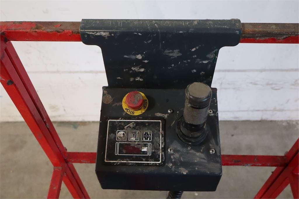 Pystymastonostin Bravi Lui Mini HD: kuva Pystymastonostin Bravi Lui Mini HD